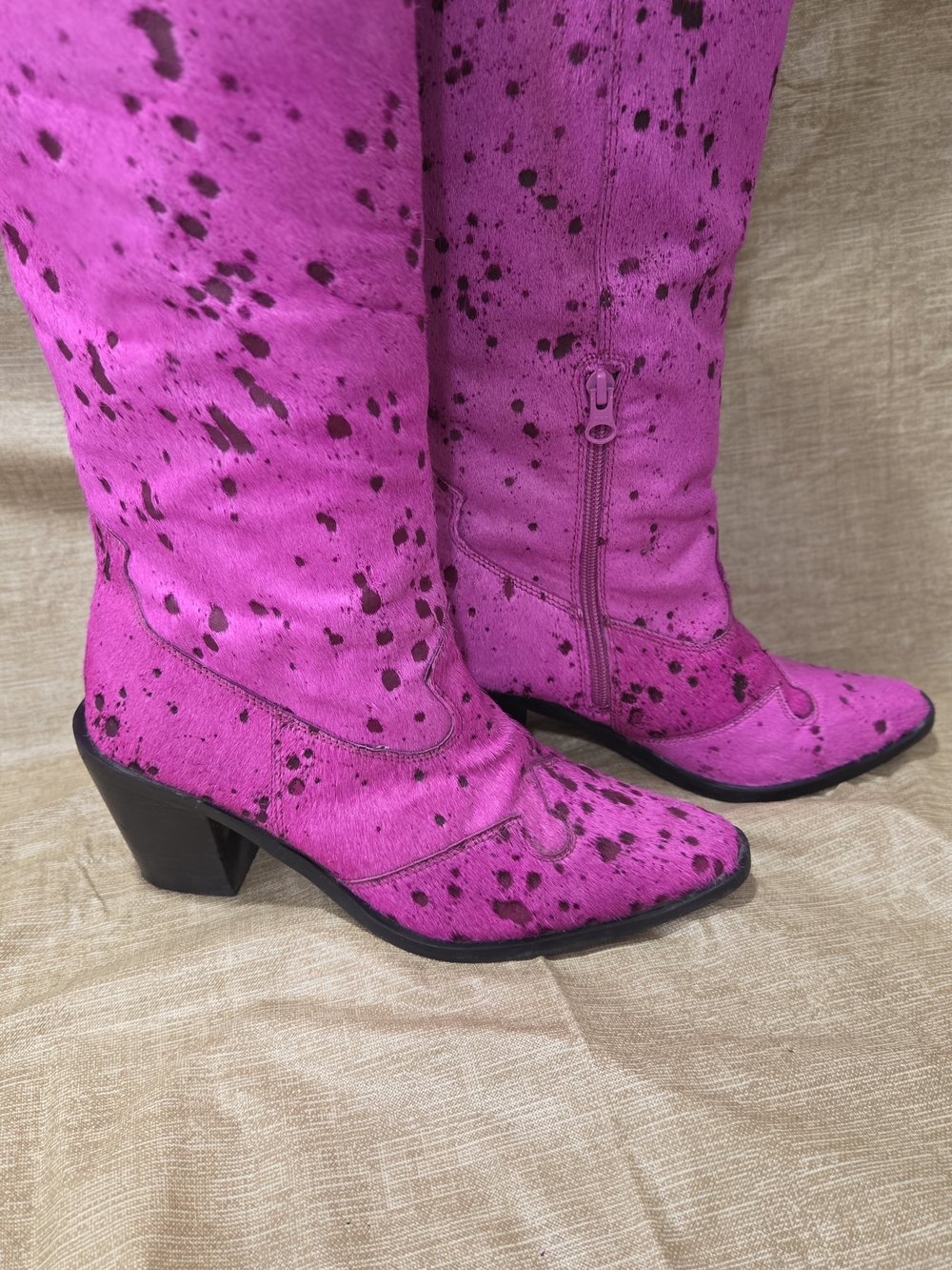 Nasty Gal Short Hair On Knee High Speckled Print Fuschia Cowboy Boots Size 7 - Picture 7 of 14